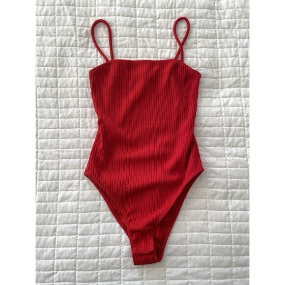 TOPSHOP Ribbed Knit Red Womens Bodysuit Snap Crotch Square Neck Size 4 - Picture 1 of 8
